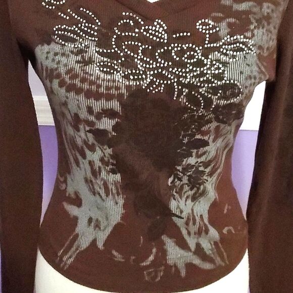 Brown Fitted Floral Bling & Angel Wings Biker Emo Long Sleeve Crop Top - Picture 3 of 7